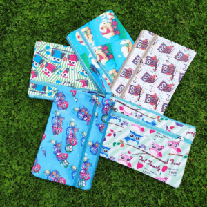 NECESER CON DIBUJOS DE BUHOS / ELEFANTES 3 L. (aprox.)