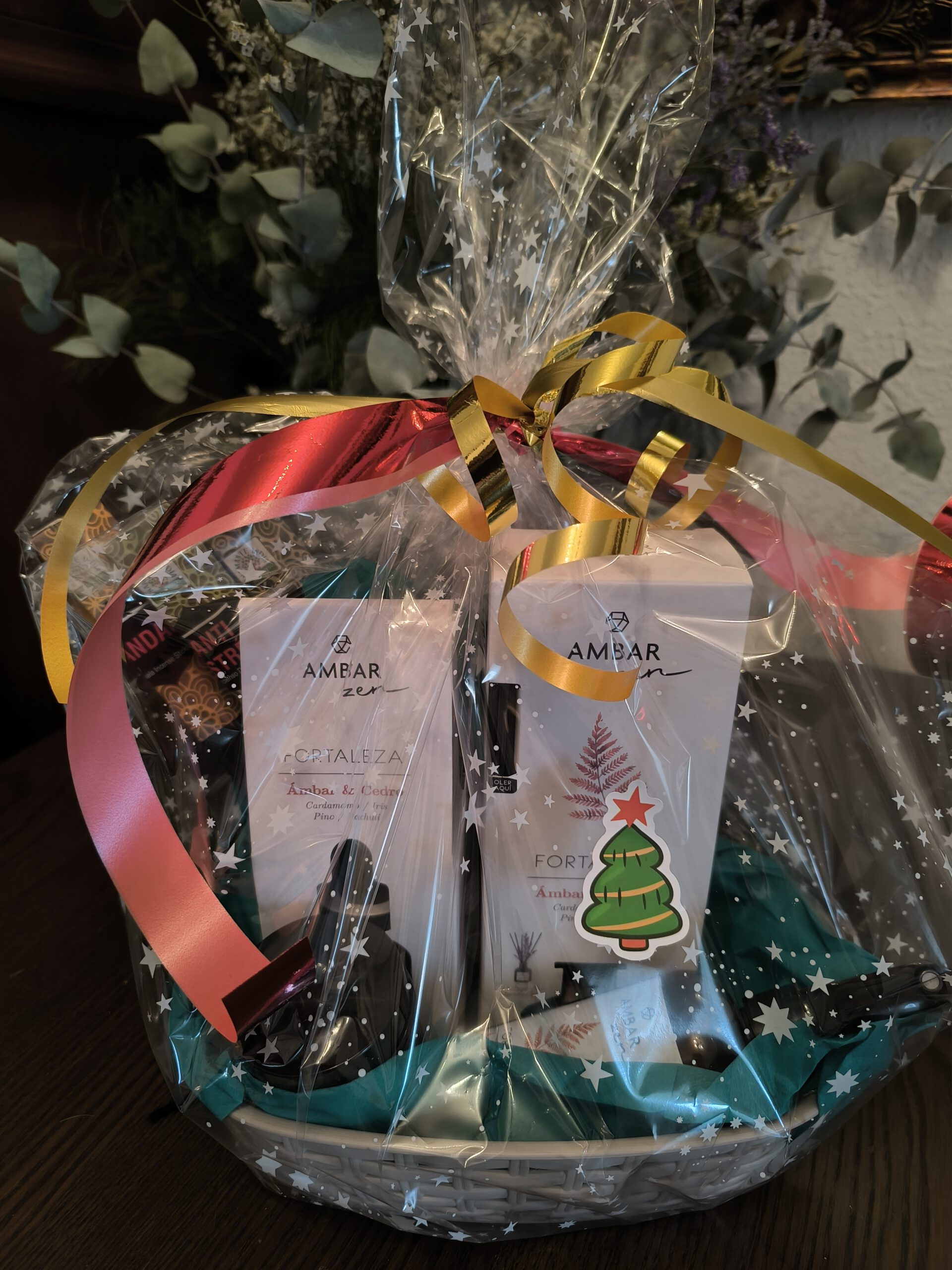 CESTA AMBIENTACIÓN HOGAR FORTALEZA (ambar y cedro)